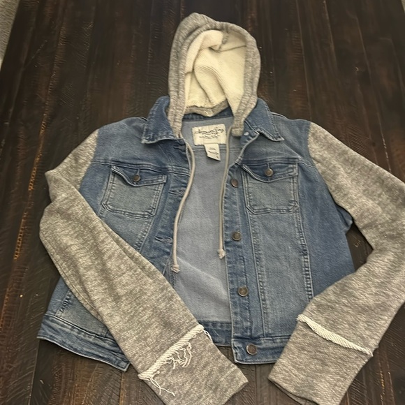 American Rag Denim Jacket - Picture 1 of 7